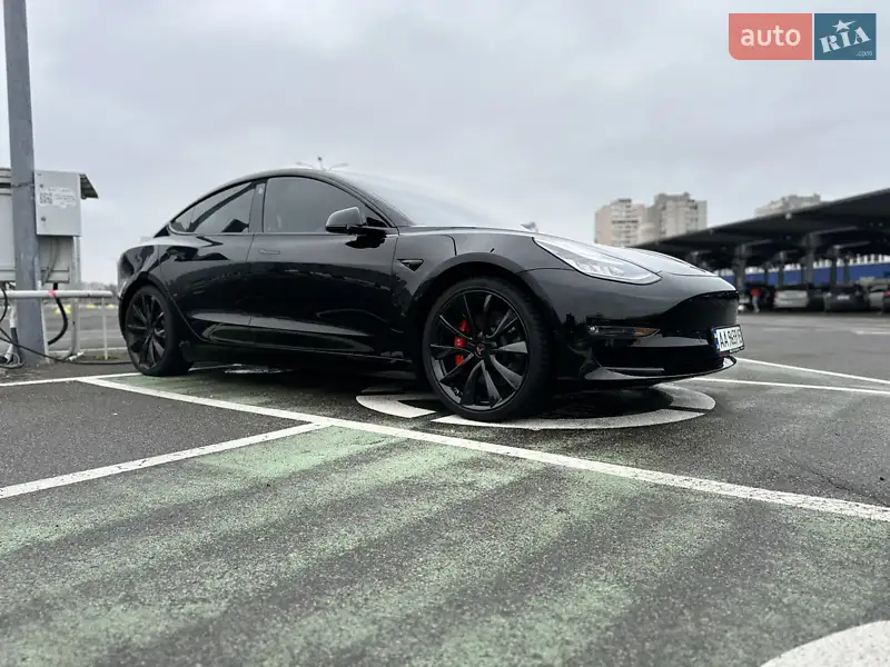 Tesla Model 3 2019