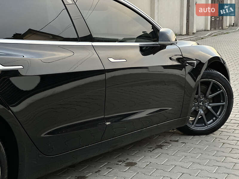Седан Tesla Model 3 2019 в Трускавце фото 42 Седан Tesla Model 3 2019 в Трускавце