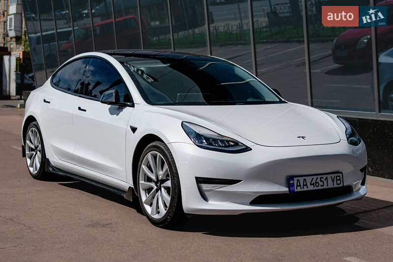 Tesla Model 3 2018