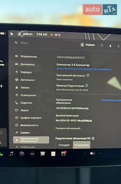 Седан Tesla Model 3 2018 в 