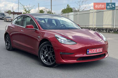 Седан Tesla Model 3 2019 в 