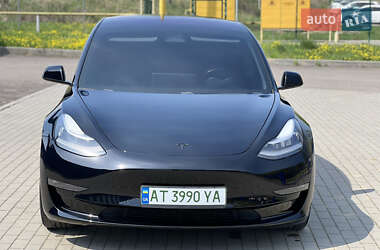 Седан Tesla Model 3 2019 в 