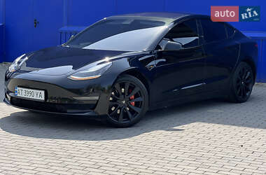 Седан Tesla Model 3 2019 в 