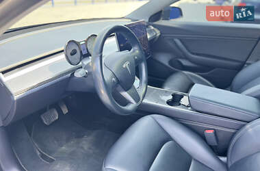 Седан Tesla Model 3 2019 в 