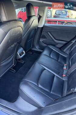 Седан Tesla Model 3 2018 в 