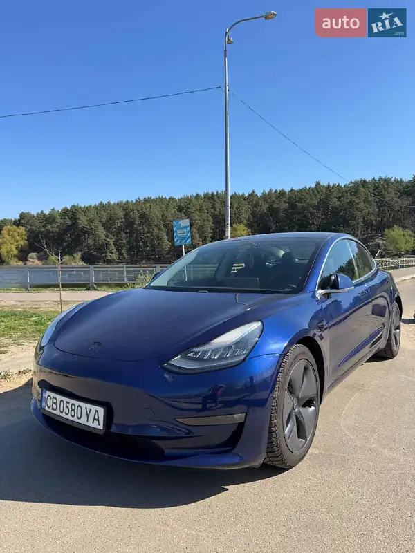 Седан Tesla Model 3 2018 в 