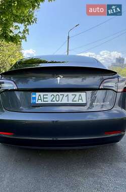 Седан Tesla Model 3 2022 в Дніпрі