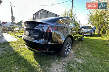 Седан Tesla Model 3 2019 в Луцке