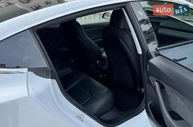 Седан Tesla Model 3 2019 в 