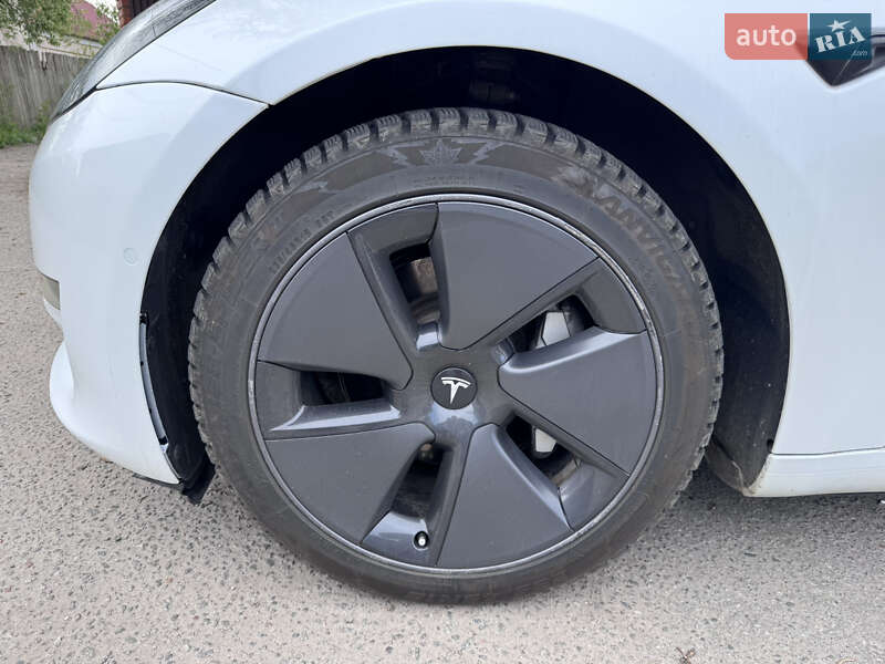 Седан Tesla Model 3 2020 в Боярке