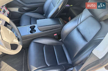 Седан Tesla Model 3 2020 в Боярке