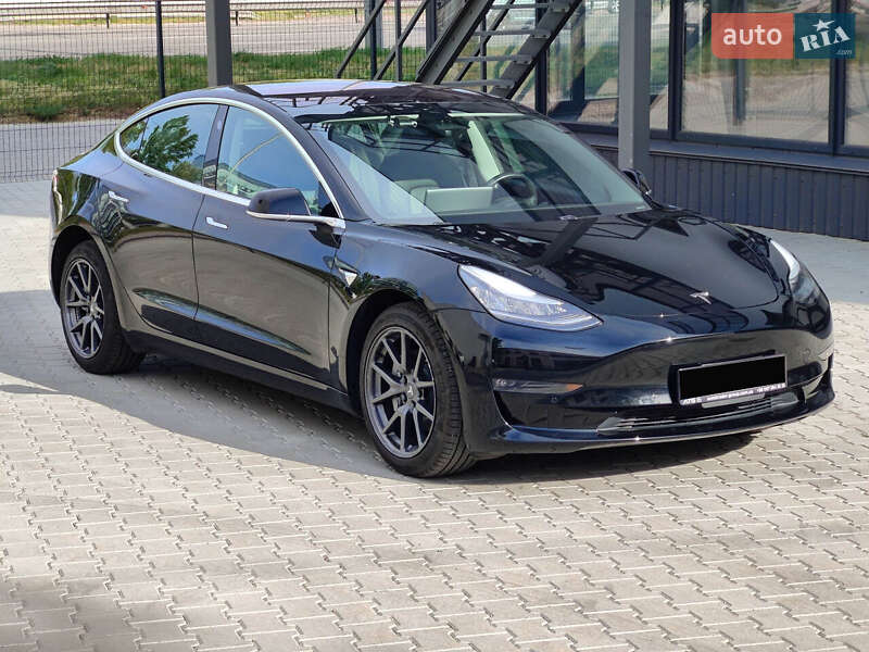 Седан Tesla Model 3 2019 в Киеве фото 2 Седан Tesla Model 3 2019 в Киеве