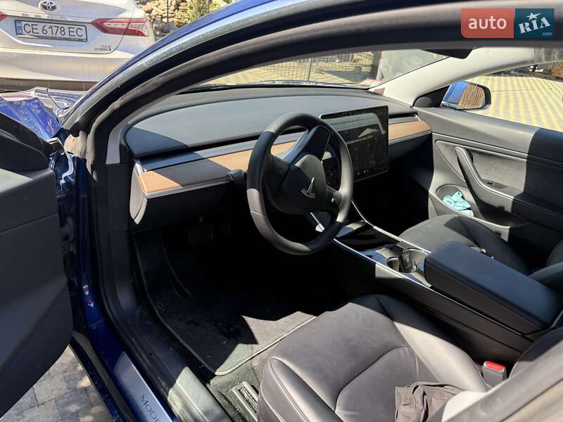 Седан Tesla Model 3 2020 в Черновцах фото 7 Седан Tesla Model 3 2020 в Черновцах