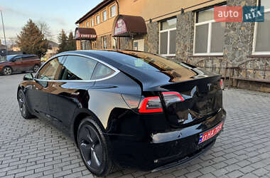 Седан Tesla Model 3 2019 в 