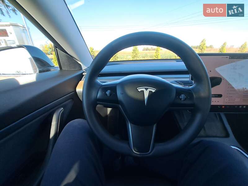 Седан Tesla Model 3 2020 в Борщеве фото 10 Седан Tesla Model 3 2020 в Борщеве