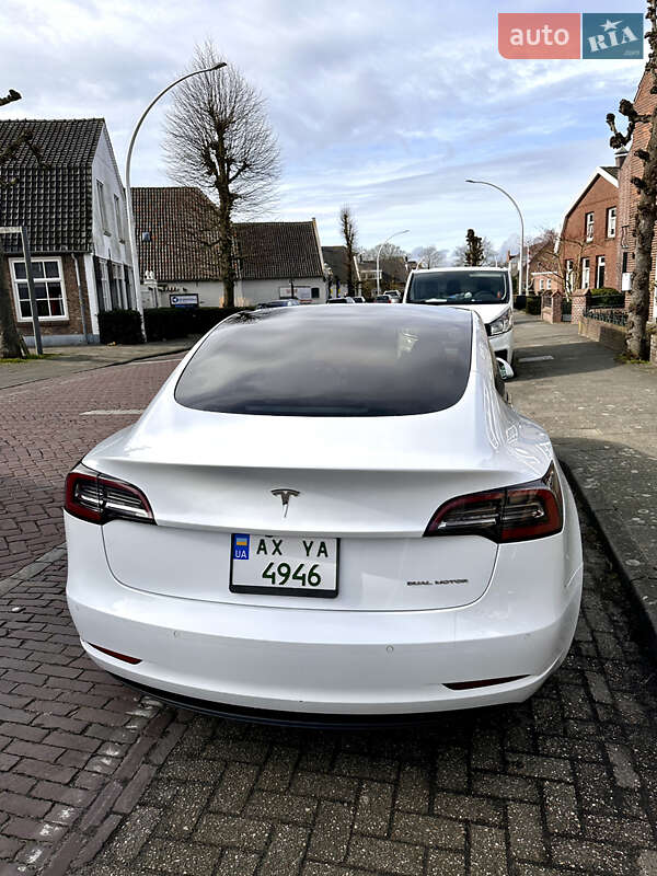 Седан Tesla Model 3 2018 в Киеве фото 7 Седан Tesla Model 3 2018 в Киеве