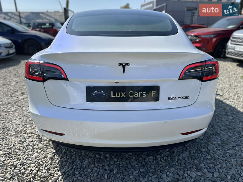 Седан Tesla Model 3 2022 в Ивано-Франковске фото 10 Седан Tesla Model 3 2022 в Ивано-Франковске