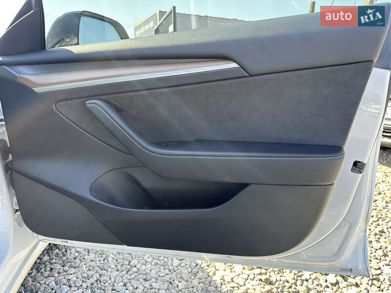 Седан Tesla Model 3 2022 в Ивано-Франковске фото 24 Седан Tesla Model 3 2022 в Ивано-Франковске