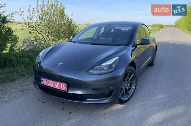 Седан Tesla Model 3 2022 в Тернополі