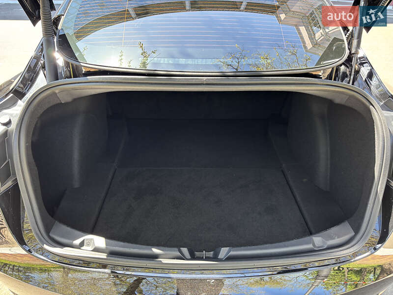 Седан Tesla Model 3 2022 в Одесі фото 14 Седан Tesla Model 3 2022 в Одесі