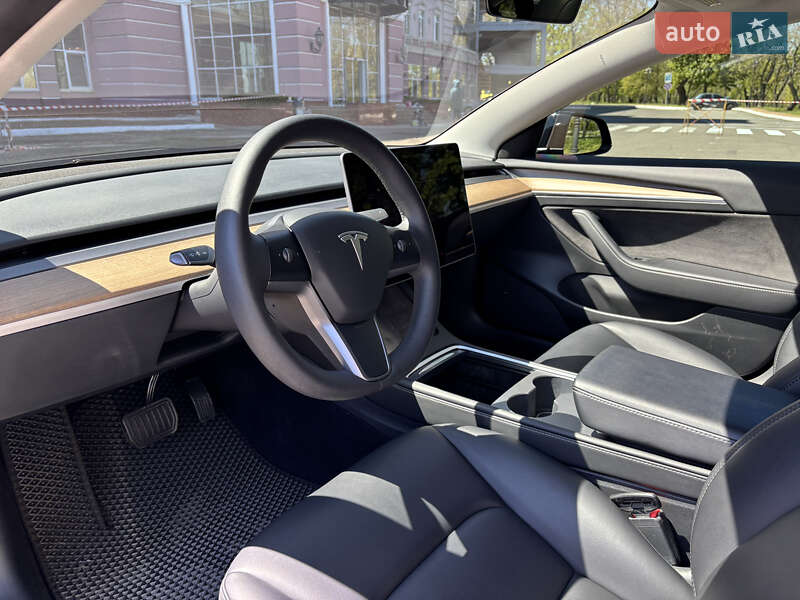 Седан Tesla Model 3 2022 в Одесі фото 30 Седан Tesla Model 3 2022 в Одесі