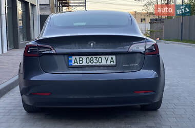 Седан Tesla Model 3 2019 в 