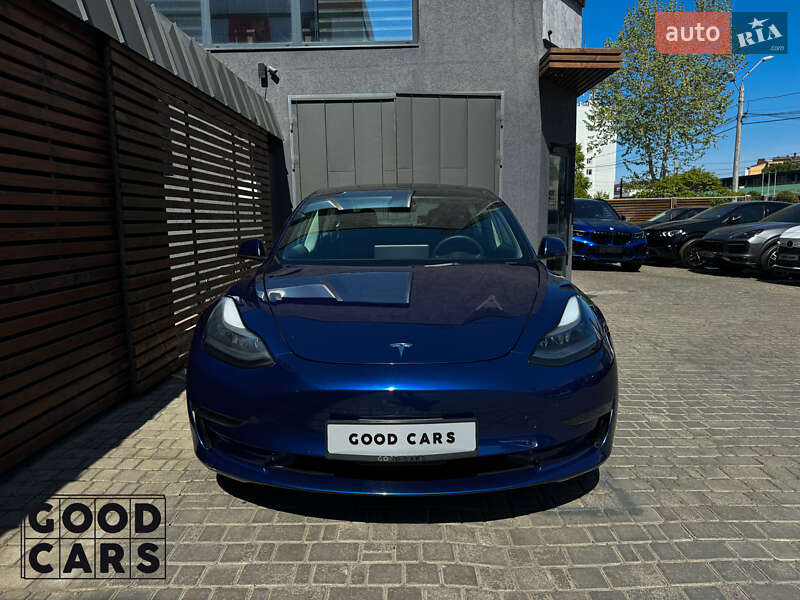 Tesla Model 3 2023