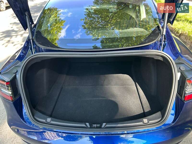 Седан Tesla Model 3 2018 в Тернополе фото 11 Седан Tesla Model 3 2018 в Тернополе