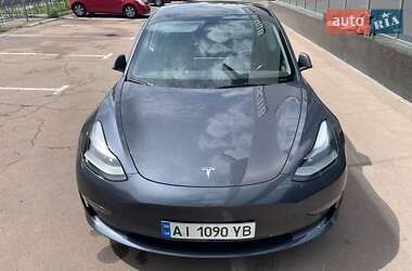 Седан Tesla Model 3 2023 в 