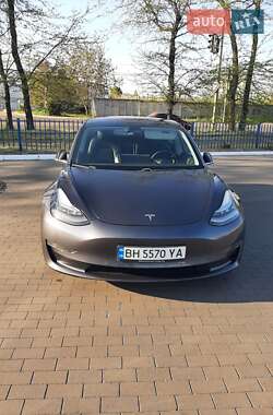 Седан Tesla Model 3 2018 в 