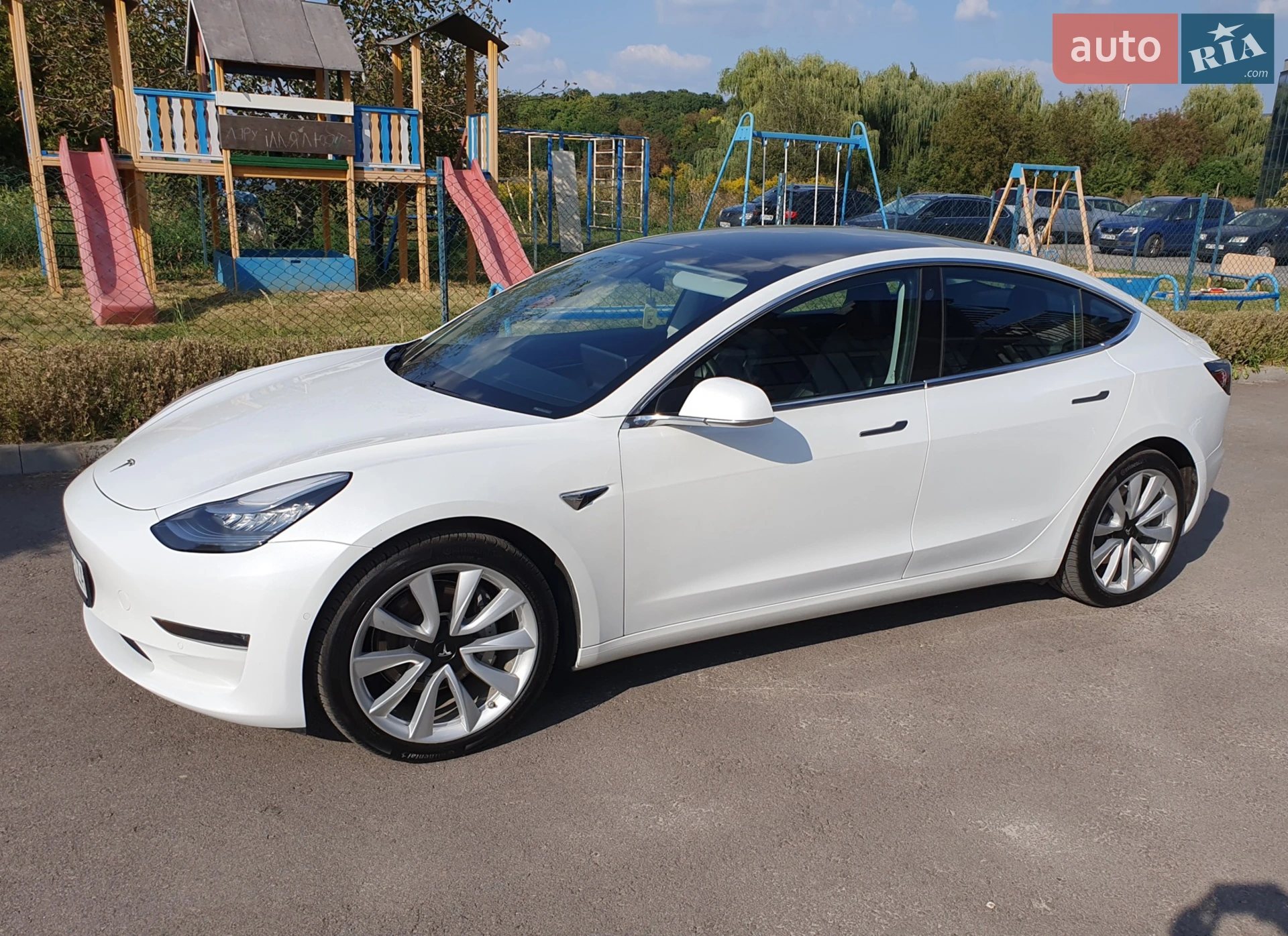 2020 Tesla Model 3 - мініатюра 32