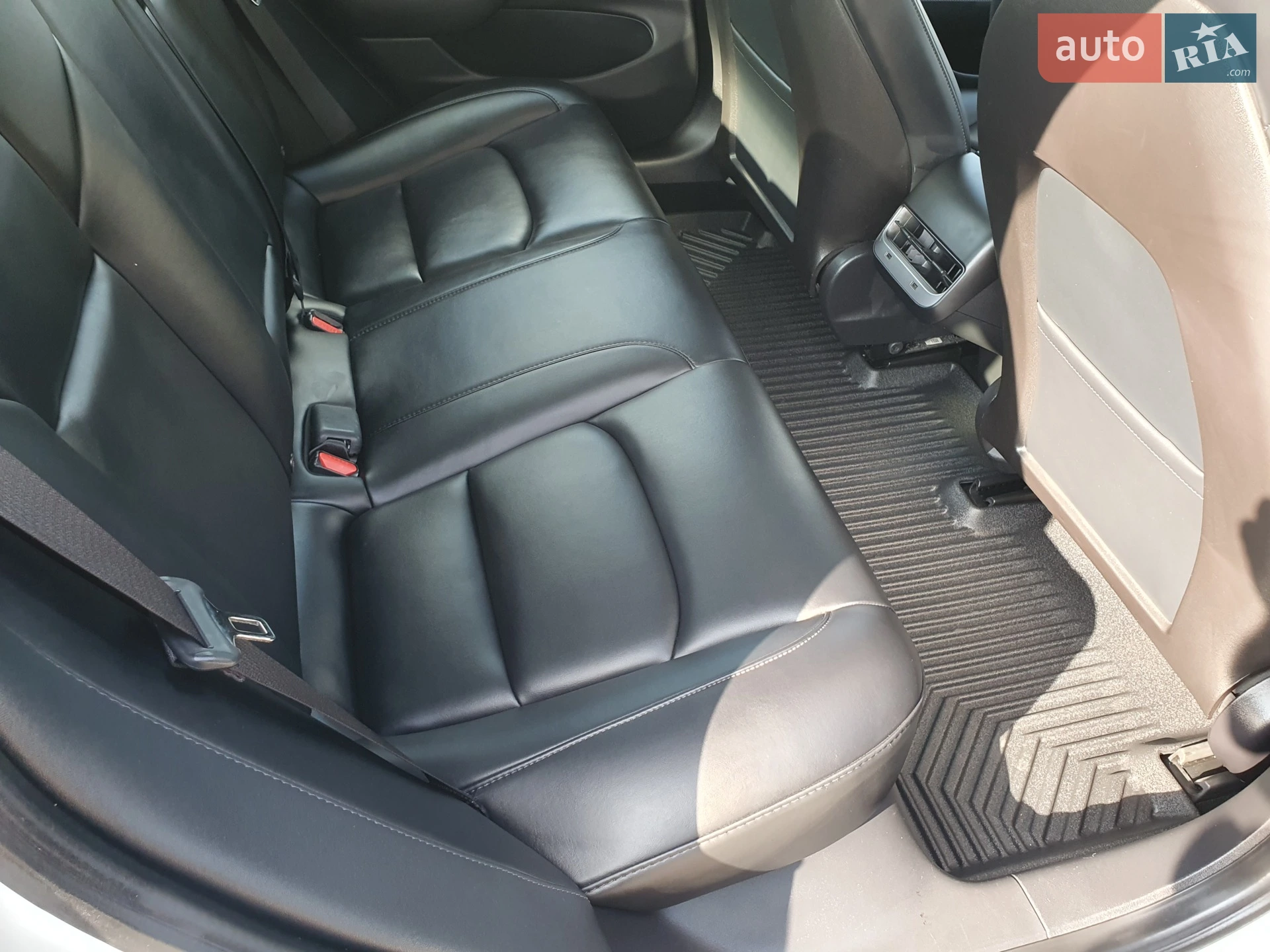 2020 Tesla Model 3 - мініатюра 46