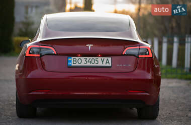 Седан Tesla Model 3 2018 в 