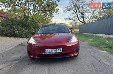 Седан Tesla Model 3 2019 в 