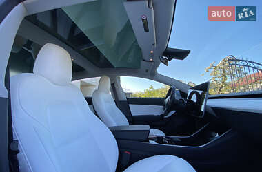 Седан Tesla Model 3 2018 в 