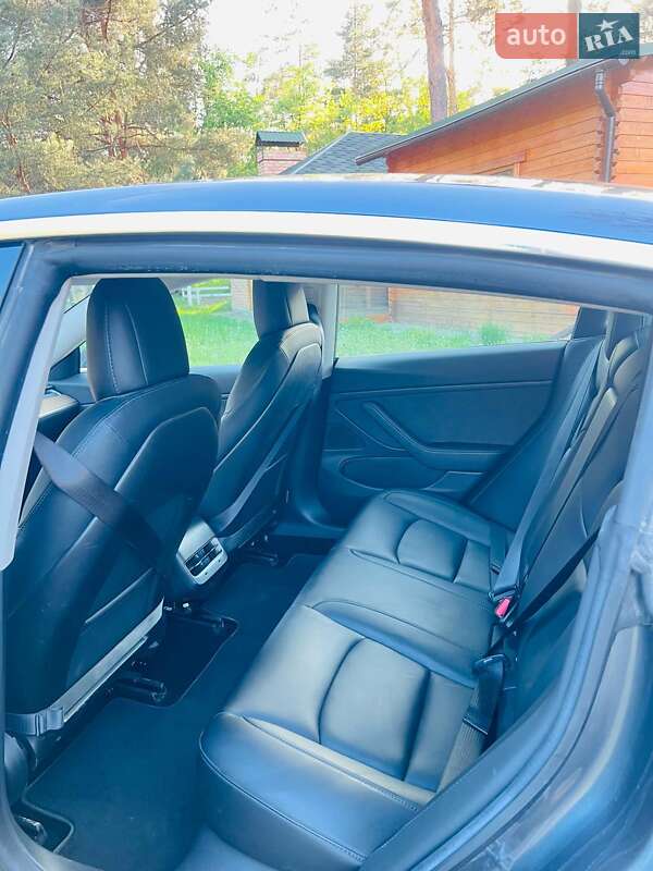 Седан Tesla Model 3 2019 в Луцке фото 8 Седан Tesla Model 3 2019 в Луцке
