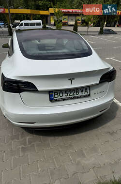 Седан Tesla Model 3 2018 в 