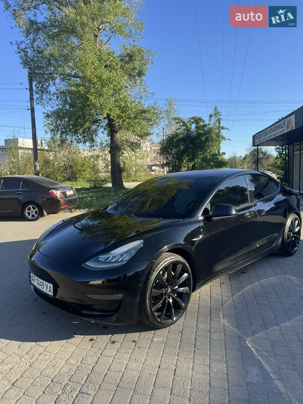 Tesla Model 3 2018