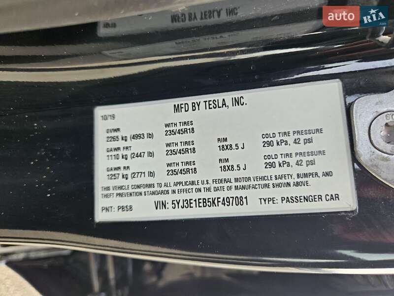 Седан Tesla Model 3 2019 в Днепре