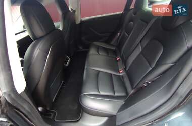 Седан Tesla Model 3 2018 в 