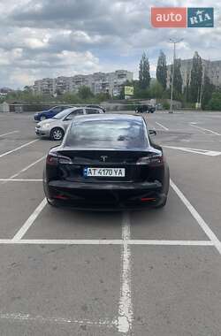 Седан Tesla Model 3 2019 в 
