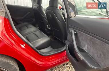 Седан Tesla Model 3 2018 в 