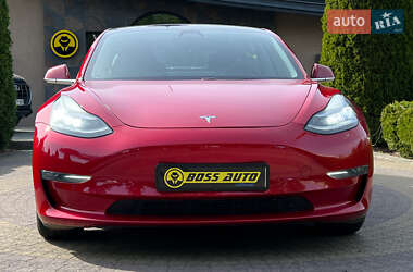 Седан Tesla Model 3 2019 в 