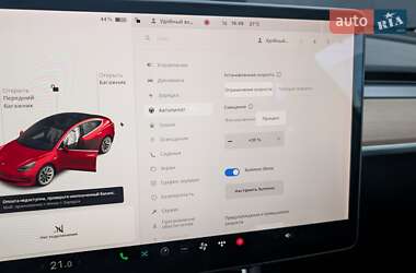 Седан Tesla Model 3 2018 в 
