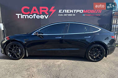 Седан Tesla Model 3 2018 в 