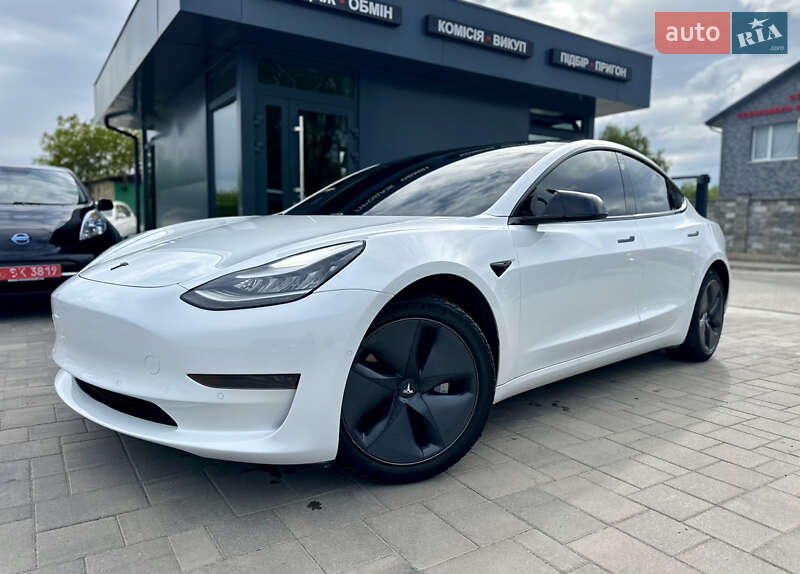 Tesla Model 3 2019