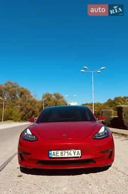 Седан Tesla Model 3 2018 в Днепре
