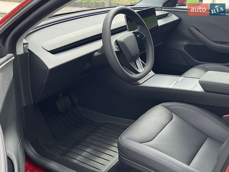 Внедорожник / Кроссовер Tesla Model 3 2024 в Киеве