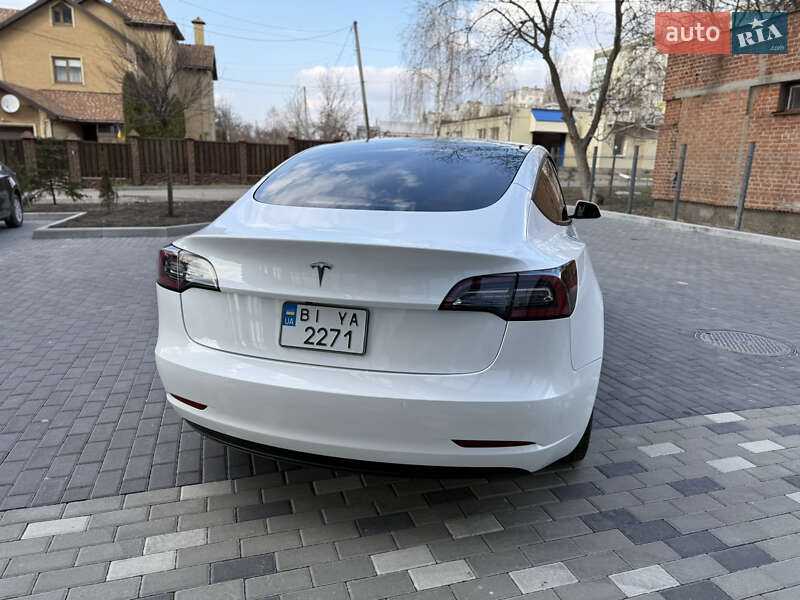Седан Tesla Model 3 2021 в Полтаве