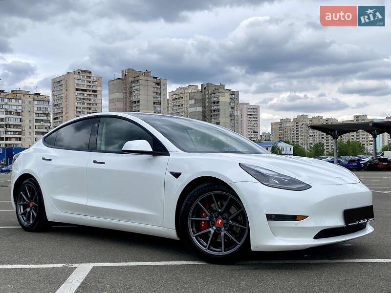Седан Tesla Model 3 2021 в Киеве фото 7 Седан Tesla Model 3 2021 в Киеве